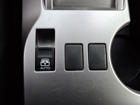 Used 2020 Toyota 4Runner SR5 image 25