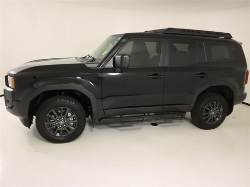 Used 2025 Toyota Land Cruiser 1958 image 2