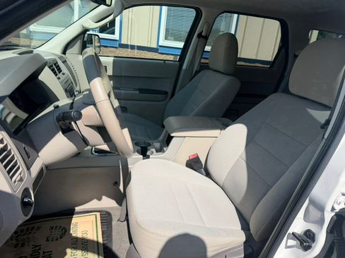 Used 2012 Ford Escape XLT AWD/4WD image 15