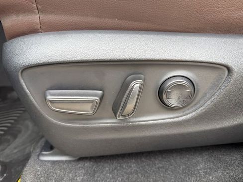 Used 2025 Toyota Land Cruiser AWD/4WD image 27