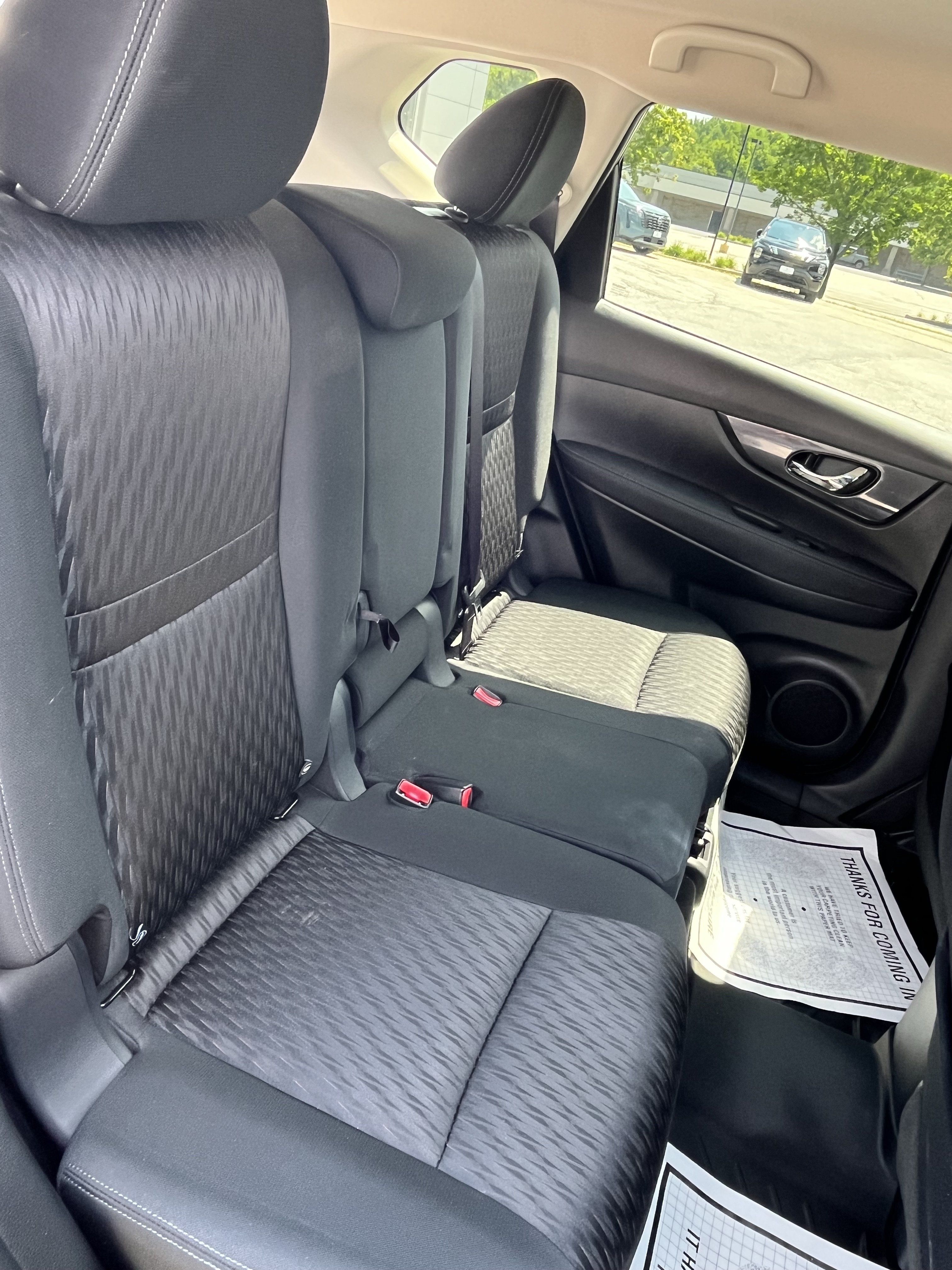 Used 2020 Nissan Rogue SV AWD/4WD image 16