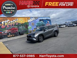 Certified 2025 Toyota Highlander XLE AWD/4WD video 1