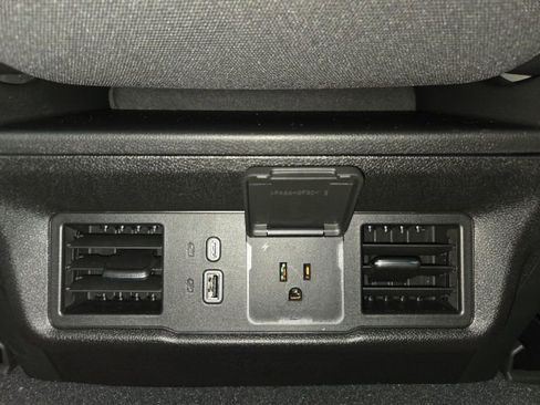 Used 2026 GMC Sierra 1500 SLE w/ LPO, GMC Protection Package AWD/4WD image 39