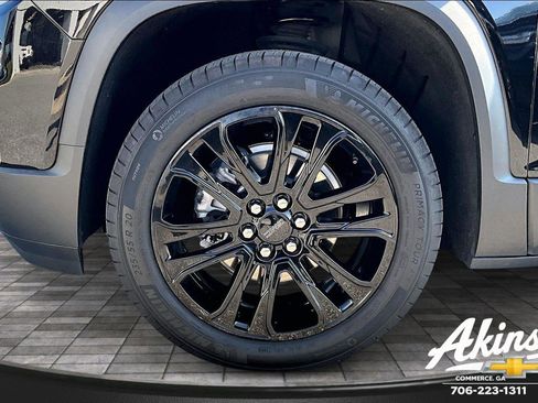 Certified 2023 GMC Acadia SLE w/ Driver Convenience Package image 22