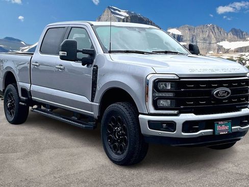 Used 2024 Ford F350 Lariat w/ Lariat Ultimate Package AWD/4WD image 12