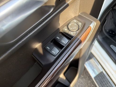 Used 2019 GMC Sierra 1500 SLT w/ SLT Premium Plus Package image 12