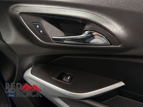 Used 2024 Chevrolet Trax LS w/ LS Convenience Package image 14