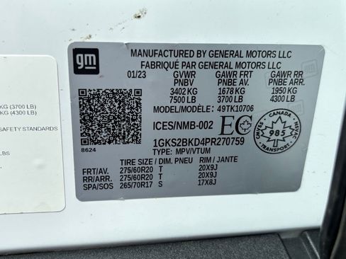 Used 2023 GMC Yukon SLT AWD/4WD image 36