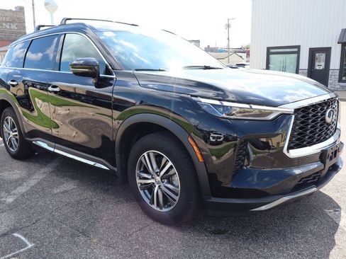 Used 2023 INFINITI QX60 Autograph AWD/4WD image 2