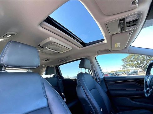 Used 2024 Honda Odyssey Touring image 28