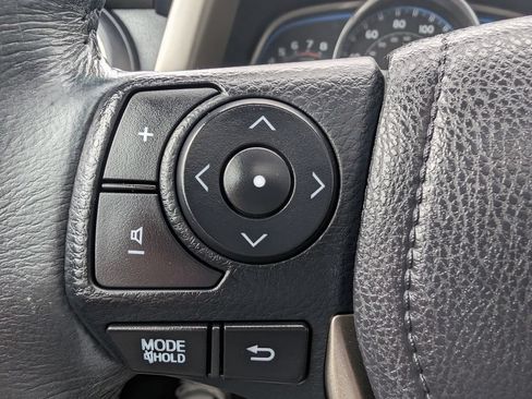 Used 2015 Toyota RAV4 Limited w/ Technology Package AWD/4WD image 27