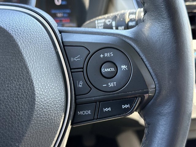 Used 2022 Toyota Corolla Cross LE AWD/4WD image 23