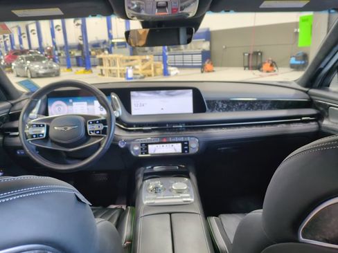 Used 2023 Genesis G90 3.5T image 7