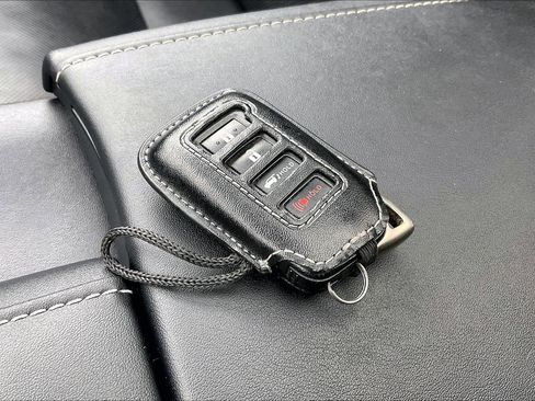 Used 2022 Lexus RX 350 AWD w/ Premium Package image 14