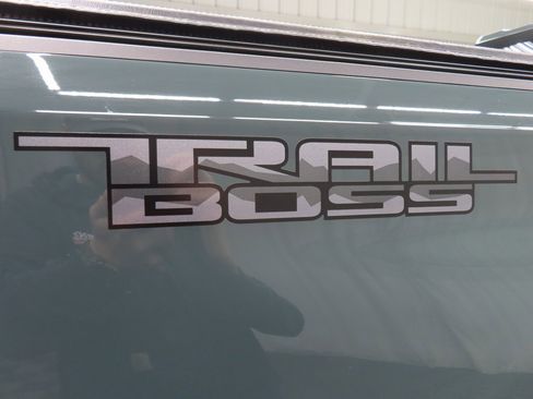 Used 2025 Chevrolet Silverado 2500 LTZ w/ Trail Boss Package image 58