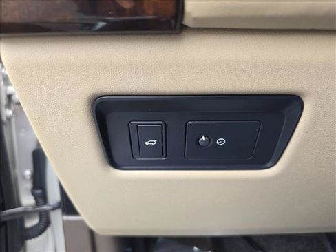 Used 2020 Land Rover Range Rover HSE AWD/4WD image 24