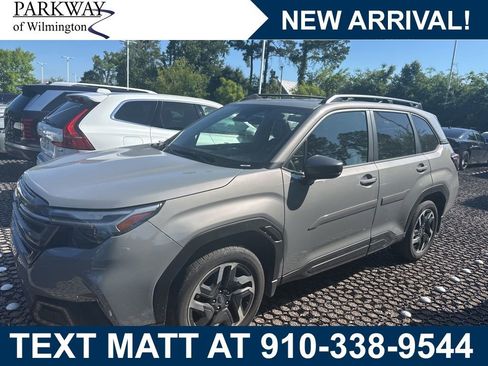 Used 2025 Subaru Forester Limited w/ Popular Package #2 AWD/4WD image 1
