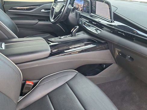 Used 2023 Cadillac Escalade Sport image 18