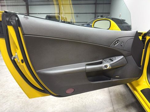Used 2007 Chevrolet Corvette Z06 w/ Preferred Equipment Group RWD image 30