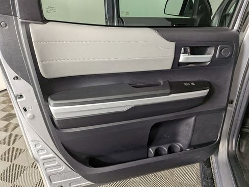 Used 2020 Toyota Tundra Limited w/ Limited Premium Package image 32