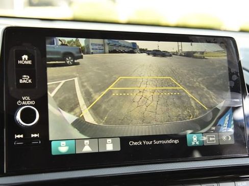New 2026 Honda Odyssey Touring image 13