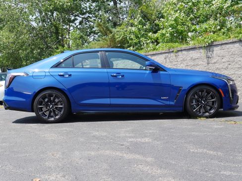 Used 2022 Cadillac CT4 V Blackwing w/ Technology Package RWD image 8