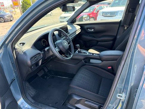 Used 2024 Honda HR-V Sport image 12