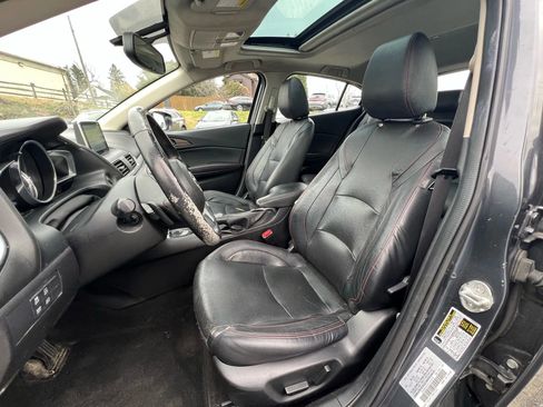 Used 2016 MAZDA MAZDA3 s Grand Touring image 19