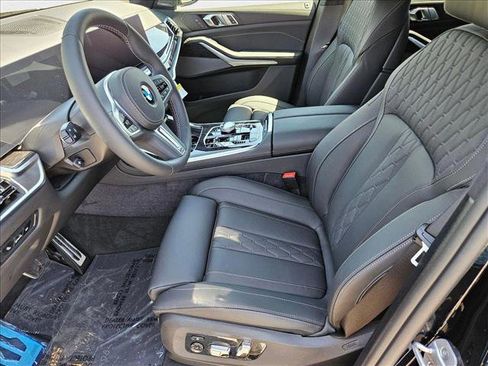 Used 2026 BMW X7 M60i w/ Climate Comfort Package AWD/4WD image 4