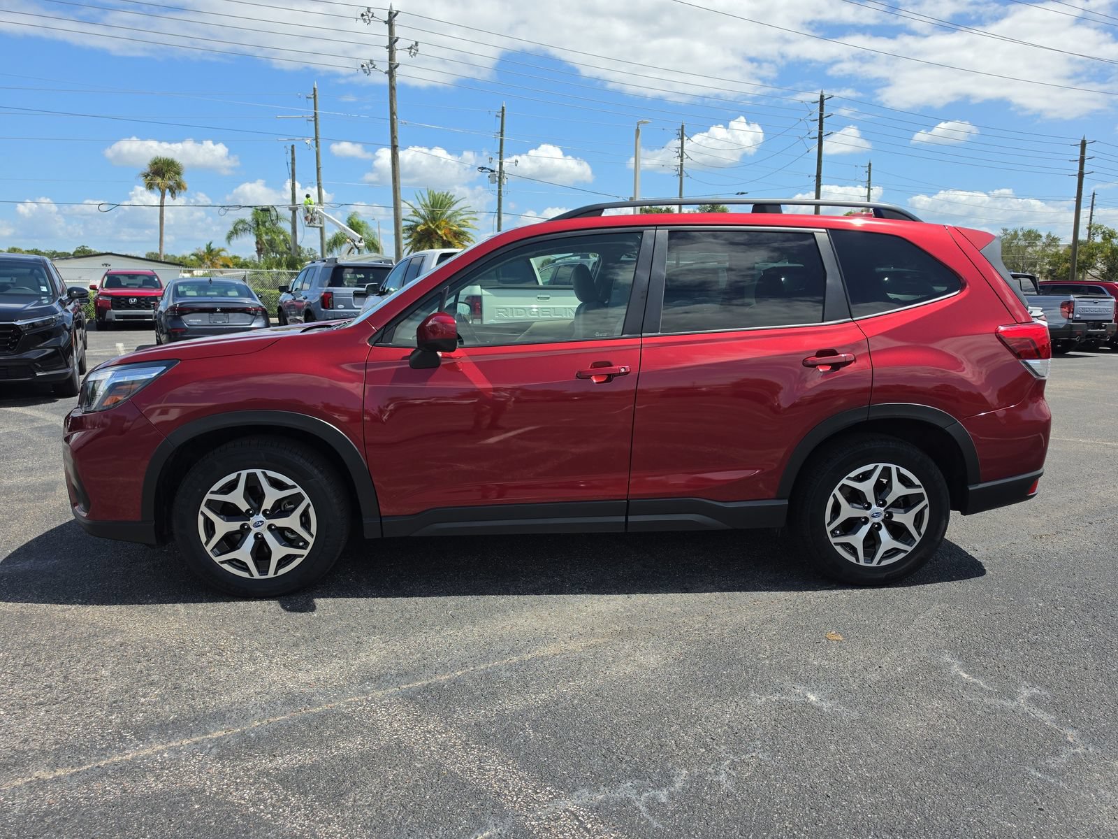 Used 2020 Subaru Forester Premium w/ Popular Package #1 AWD/4WD image 6