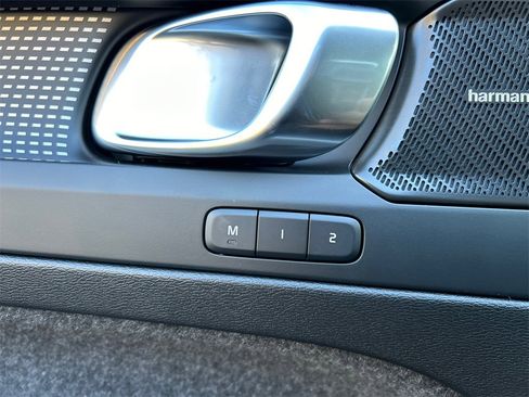 New 2026 Volvo XC40 B5 Ultra w/ Climate Package image 26