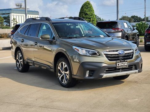 Used 2022 Subaru Outback Limited AWD/4WD image 3