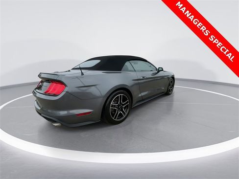 Used 2022 Ford Mustang Premium image 8