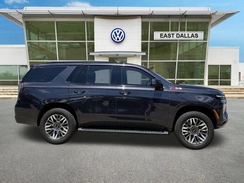 Used 2025 Chevrolet Tahoe Z71 w/ Comfort Package AWD/4WD image 2