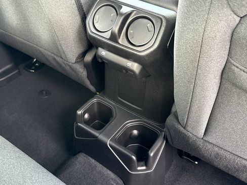 New 2026 Jeep Gladiator Sport AWD/4WD image 15