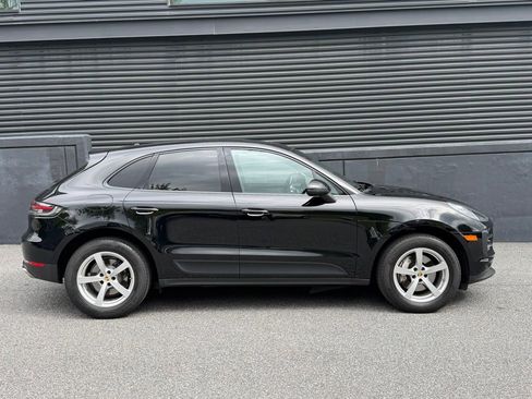 Certified 2020 Porsche Macan AWD/4WD image 6