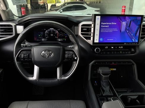 Used 2023 Toyota Tundra Limited AWD/4WD image 17