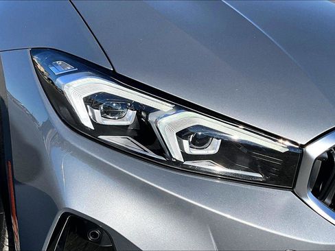 Used 2023 BMW 330i Sedan w/ Convenience Package image 28