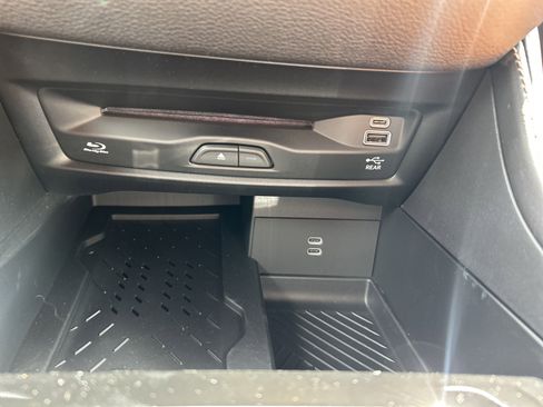 New 2026 Chrysler Pacifica Pinnacle image 27