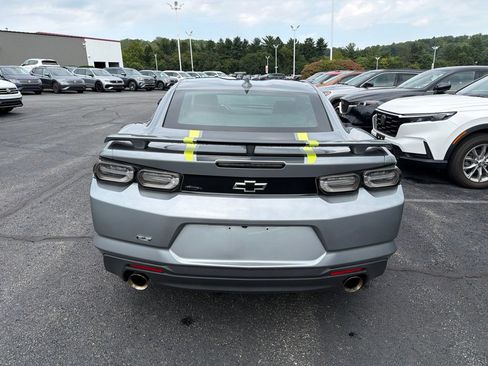 Used 2023 Chevrolet Camaro LT RWD image 5
