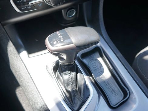 Used 2022 Dodge Charger SXT RWD image 20