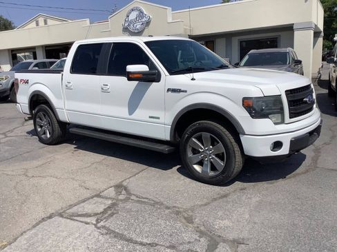 Used 2014 Ford F150 FX4 w/ Equipment Group 402A Luxury AWD/4WD image 8