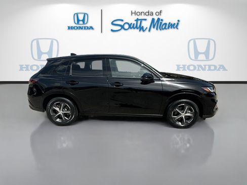 Certified 2024 Honda HR-V EX-L image 8