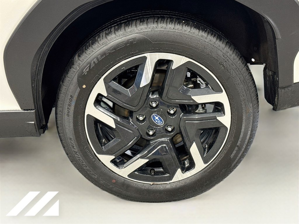 Used 2025 Subaru Forester Premium AWD/4WD image 33