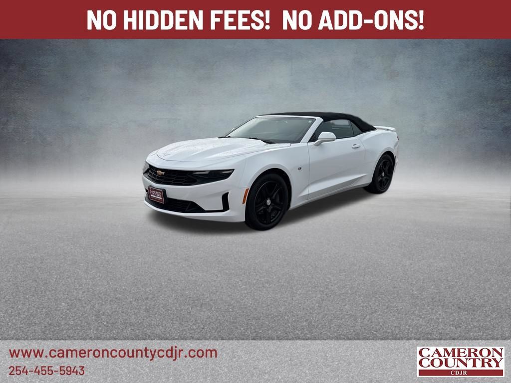 Used 2023 Chevrolet Camaro LT RWD image 11