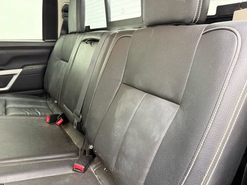 Used 2019 Nissan Titan PRO-4X w/ Pro-4x Convenience Package AWD/4WD image 13