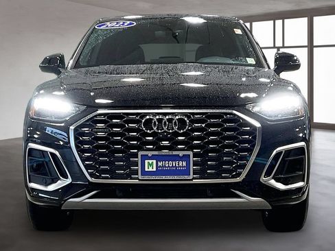 Used 2023 Audi Q5 2.0T Premium w/ Convenience Package AWD/4WD image 2