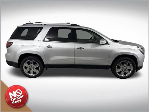 Used 2017 GMC Acadia Limited SLT image 2