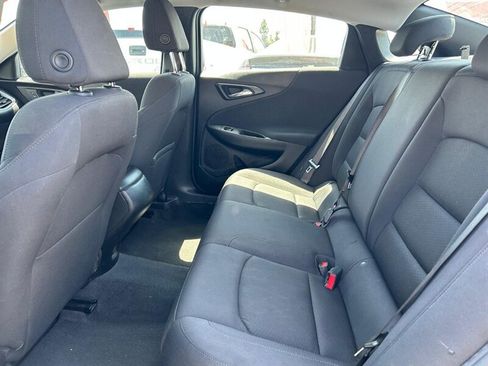 Used 2023 Chevrolet Malibu LS FWD image 15