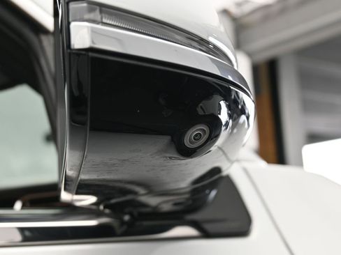 Used 2022 Jeep Grand Wagoneer Series III w/ Rear Seat Video Group 1 image 56